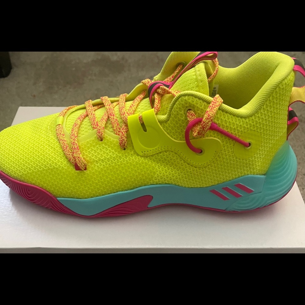 4) Adidas James Harden stepback 3 size 9, 10, 11
New with box
